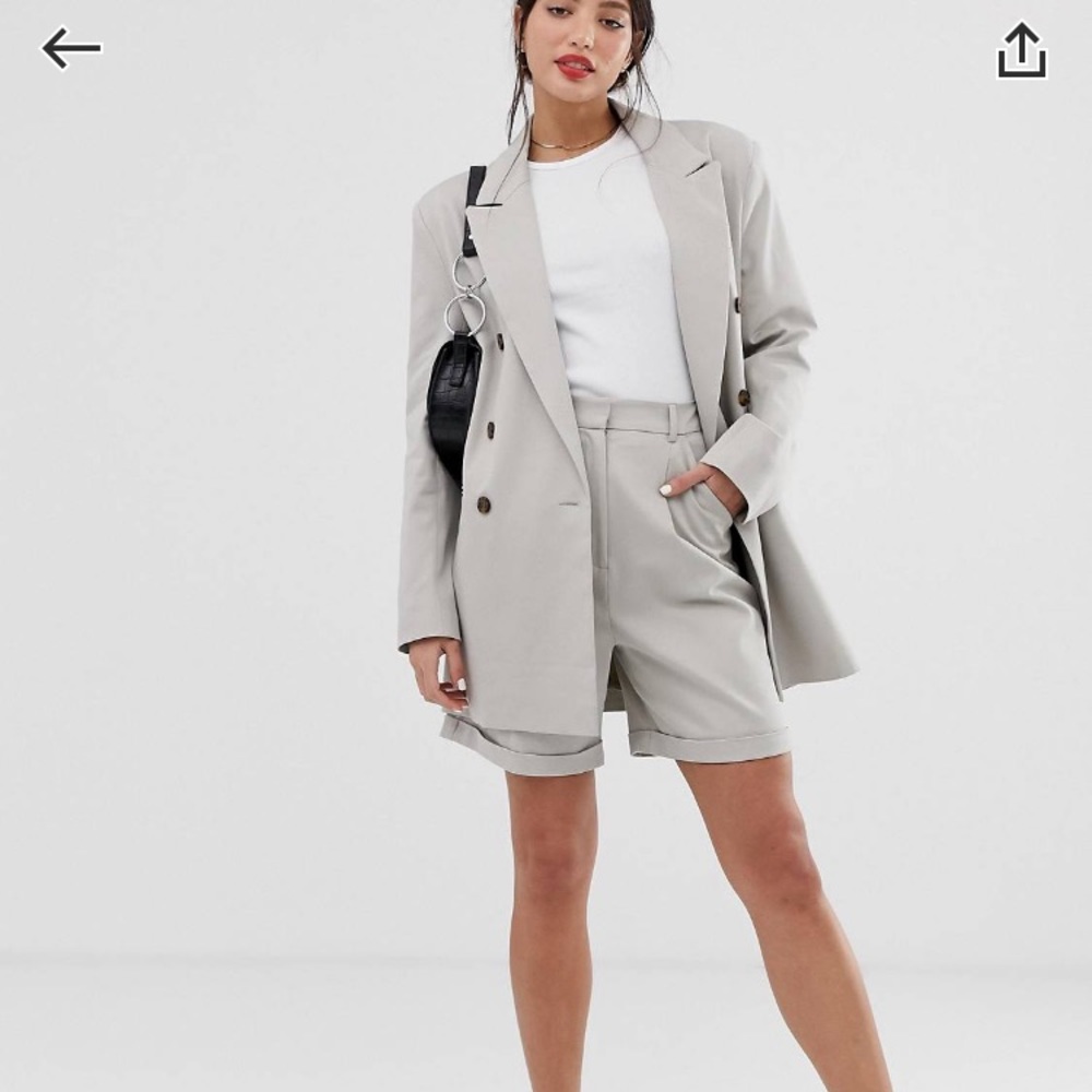 High waisted tailored mom shorts.